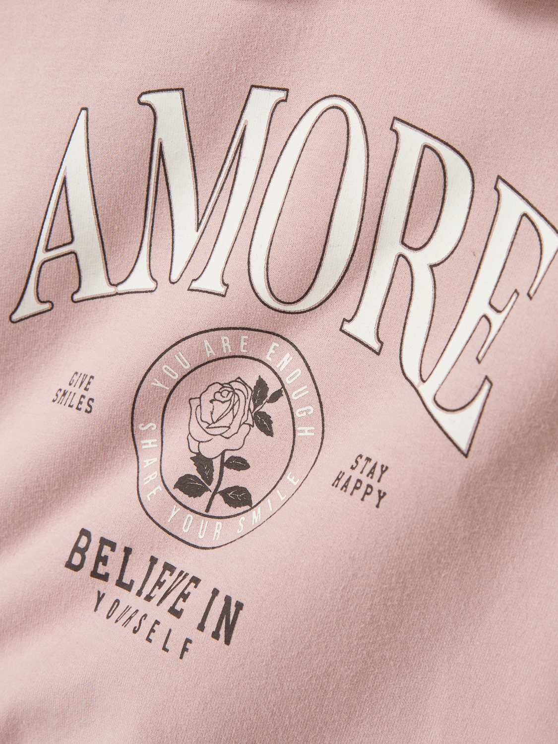 model_shot-front_full